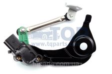 Датчик дорожного просвета зад. прав., Датчик высоты, датчик положения кузова 8K0941310C, Audi A4 (B8) 07-15 Датчик дорожного просвета зад. прав., Датчик высоты, датчик положения кузова 8K0941310C, Audi A4 (B8) 07-15